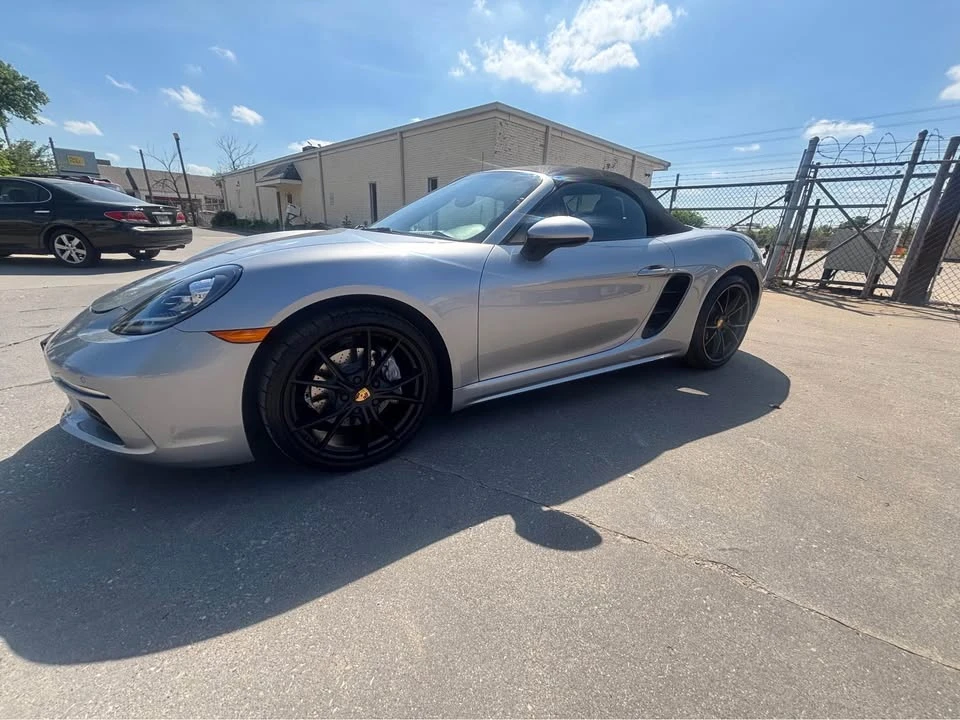 2018 Porsche 718 Boxster - Image 7 of 10