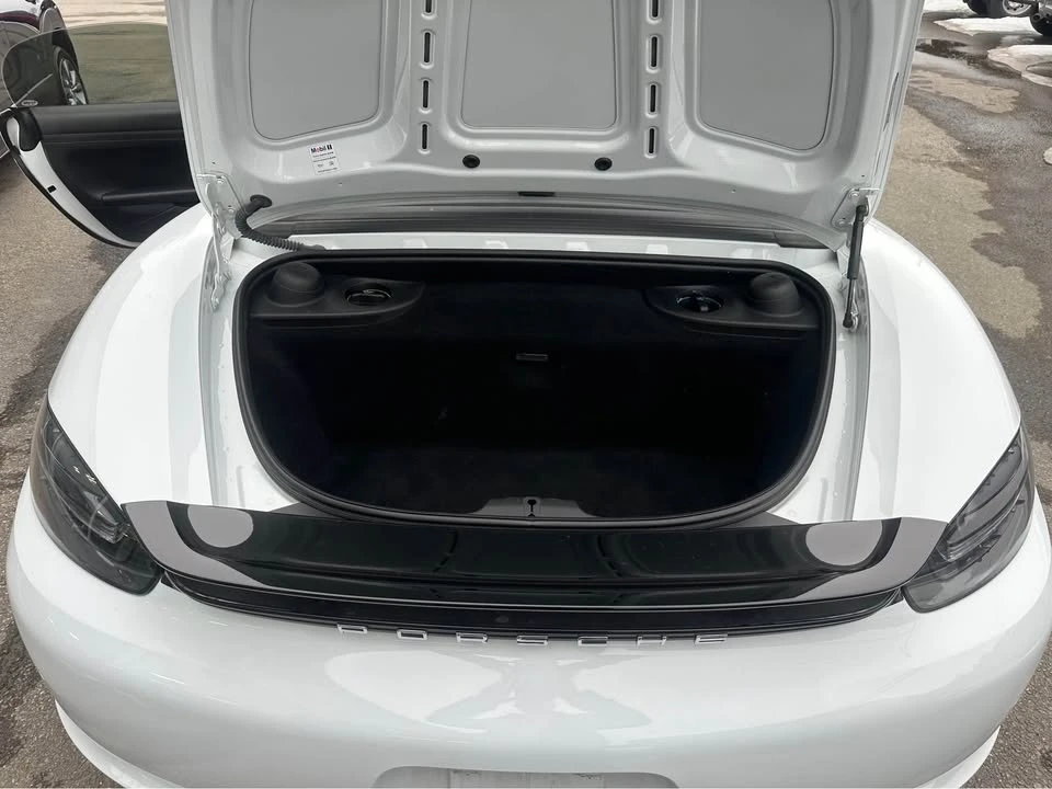 2018 Porsche 718 Boxster S - Image 16 of 17