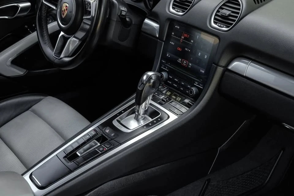 2018 Porsche 718 Boxster - Image 14 of 20