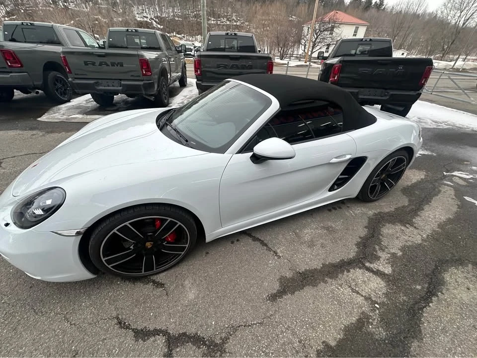 2018 Porsche 718 Boxster S - Image 7 of 17
