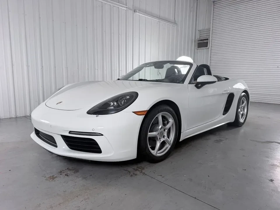2018 Porsche 718 Boxster - Image 7 of 17