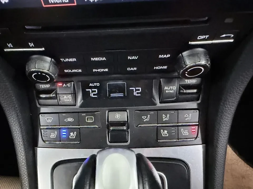 2018 Porsche 718 Boxster - Image 14 of 17