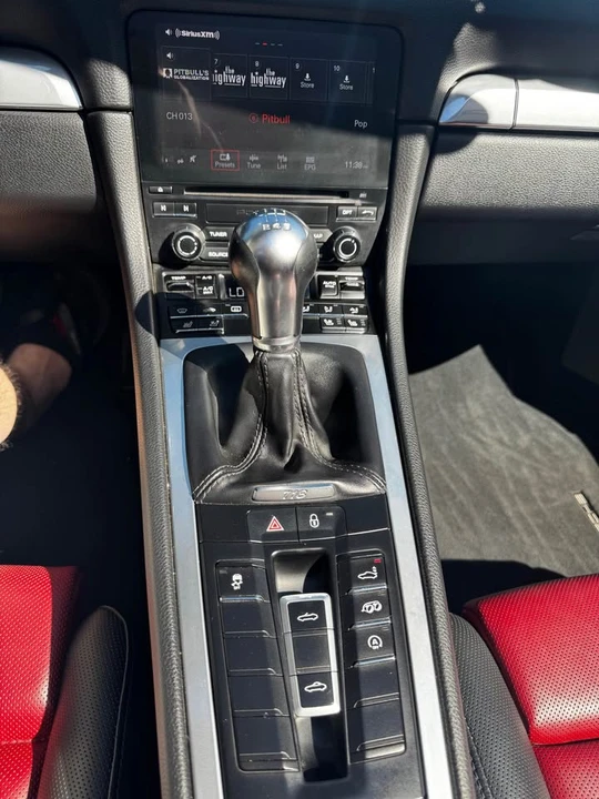 2018 Porsche 718 Boxster - Image 13 of 19