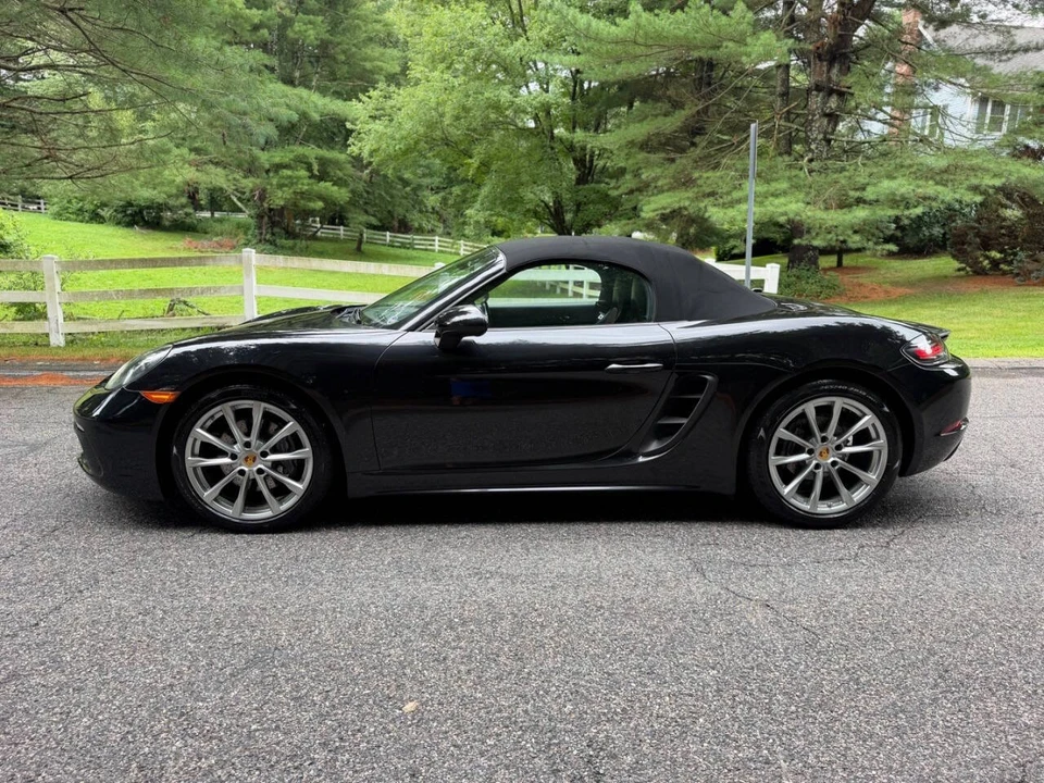 2018 Porsche 718 Boxster - Image 22 of 31