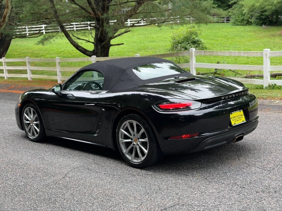 2018 Porsche 718 Boxster - Image 23 of 31
