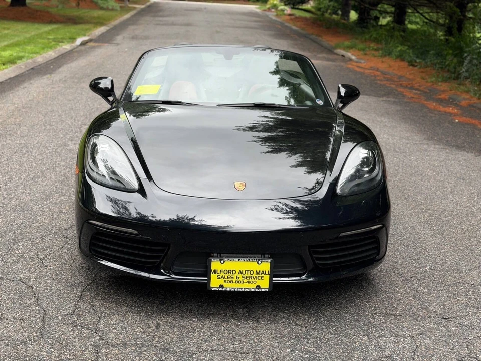 2018 Porsche 718 Boxster - Image 2 of 31