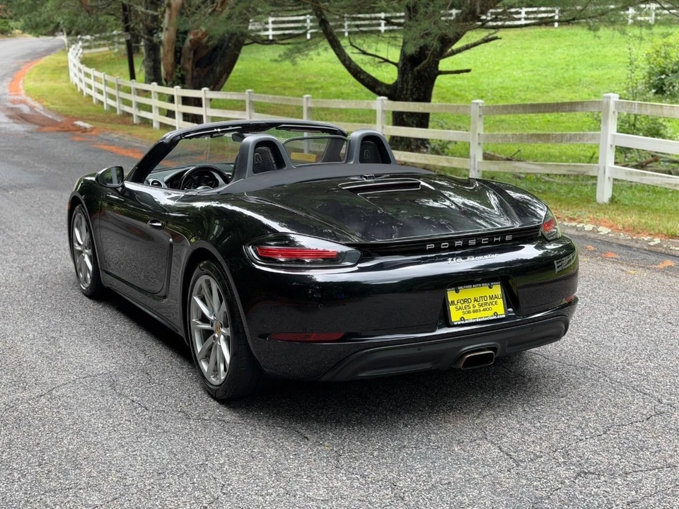 2018 Porsche 718 Boxster - Image 8 of 31