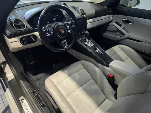2018 Porsche 718 Boxster GTS - Image 4 of 4