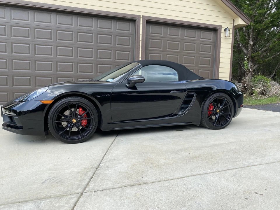 2018 Porsche 718 Boxster GTS - Image 18 of 31