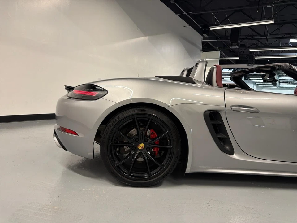2018 Porsche 718 Boxster GTS - Image 9 of 31