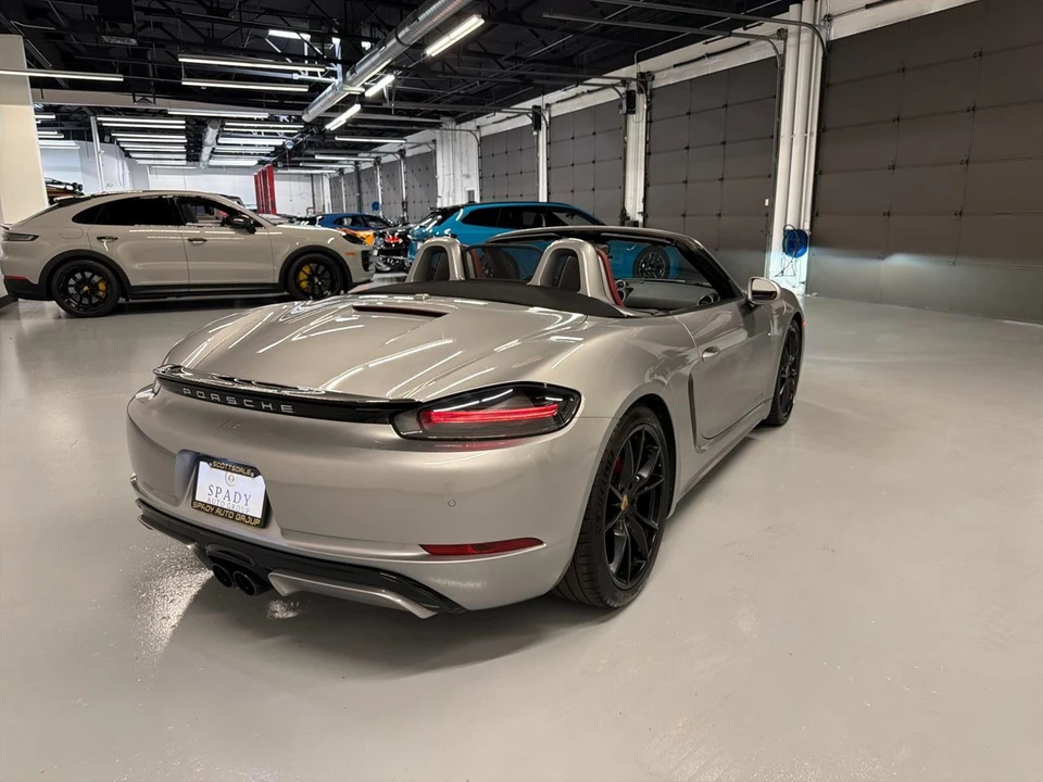 2018 Porsche 718 Boxster GTS - Image 8 of 31