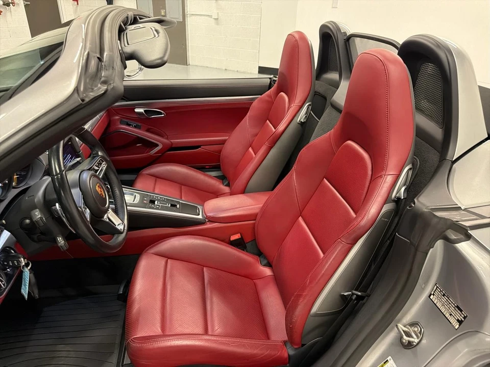 2018 Porsche 718 Boxster GTS - Image 21 of 31