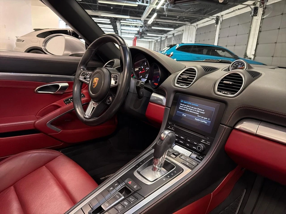2018 Porsche 718 Boxster GTS - Image 26 of 31