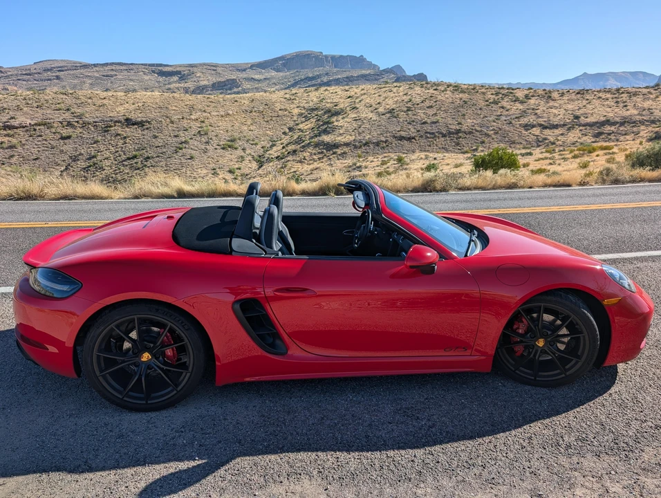 2018 Porsche 718 Boxster GTS - Image 16 of 31