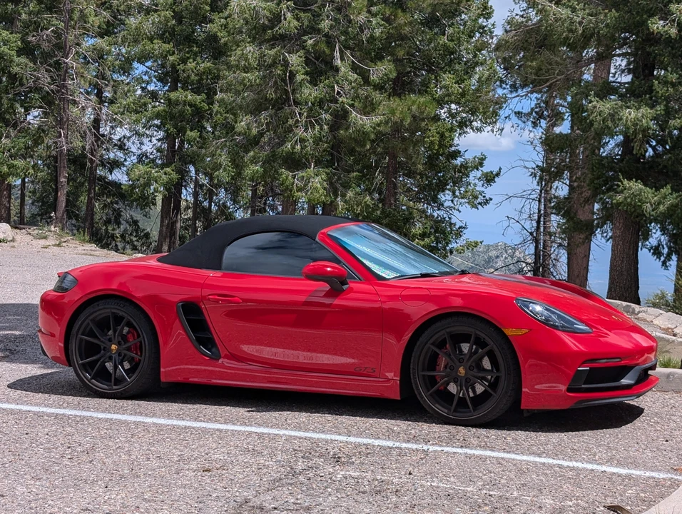 2018 Porsche 718 Boxster GTS - Image 17 of 31