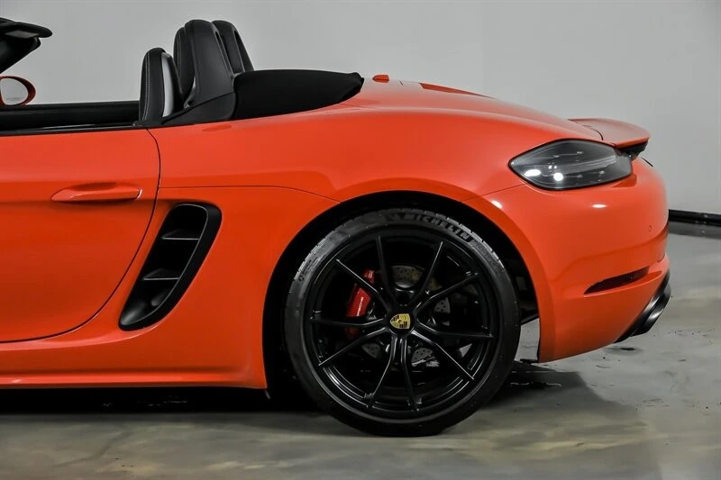 2018 Porsche 718 Boxster GTS - Image 9 of 31