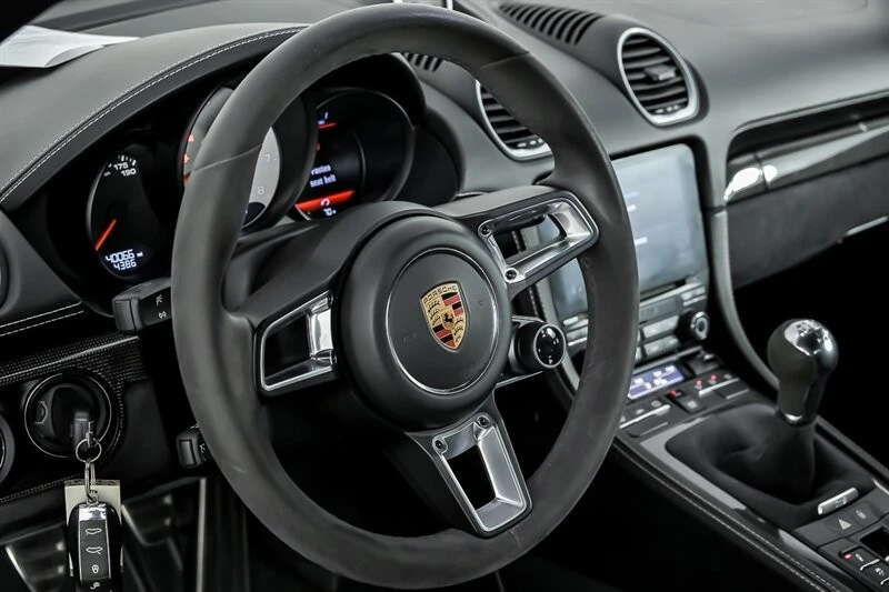 2018 Porsche 718 Boxster GTS - Image 26 of 31