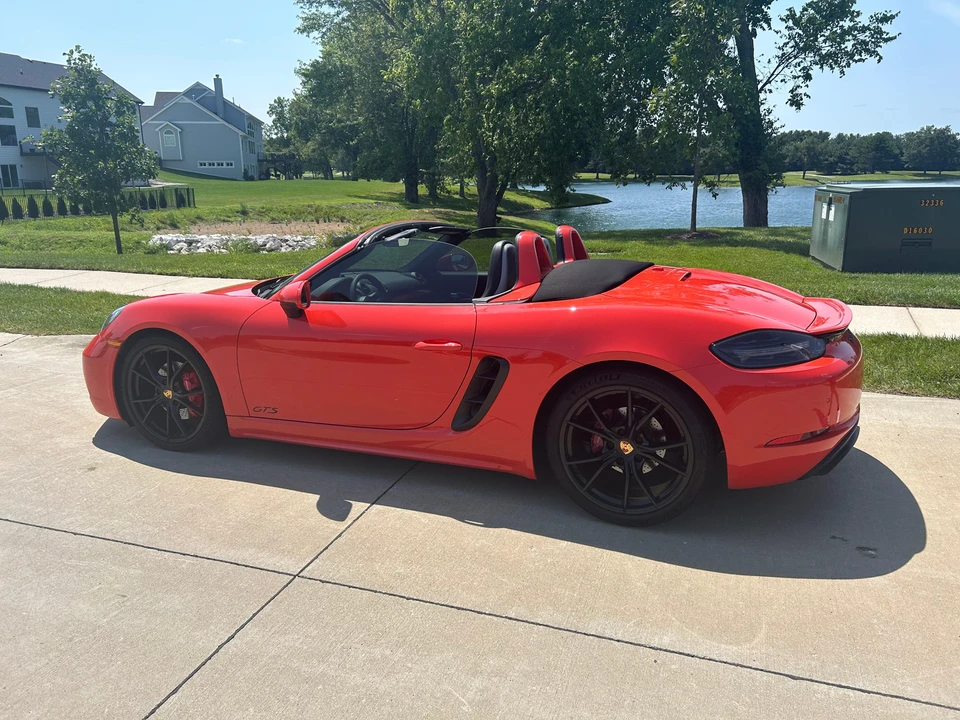 2018 Porsche 718 Boxster GTS - Image 11 of 31