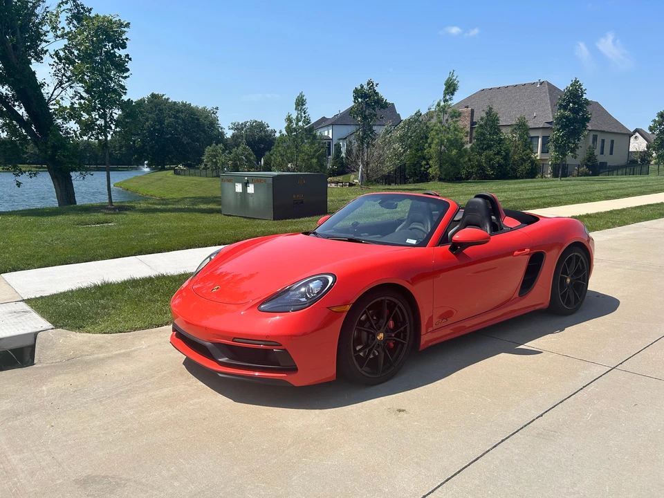 2018 Porsche 718 Boxster GTS - Image 8 of 31