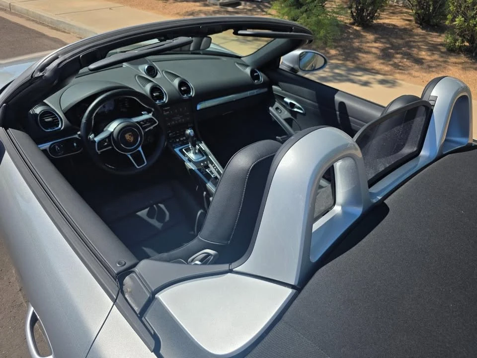 2018 Porsche 718 Boxster - Image 9 of 20