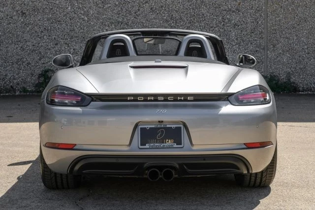 2018 Porsche 718 Boxster - Image 10 of 21
