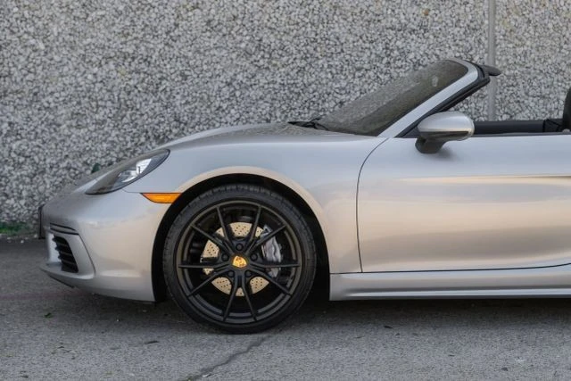 2018 Porsche 718 Boxster - Image 13 of 21