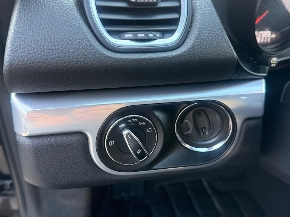 2018 Porsche 718 Boxster - Image 16 of 20