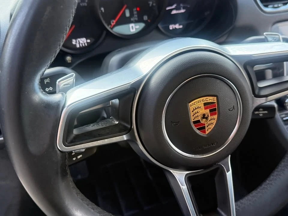 2018 Porsche 718 Boxster - Image 17 of 20