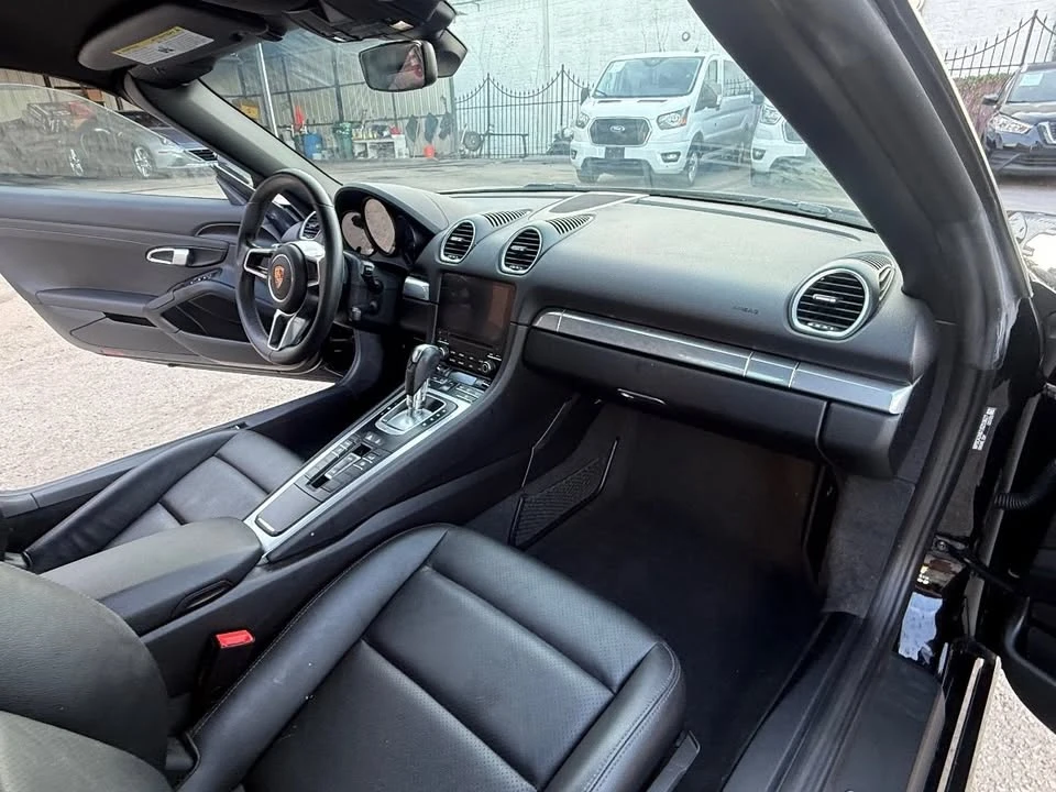 2018 Porsche 718 Boxster - Image 13 of 20