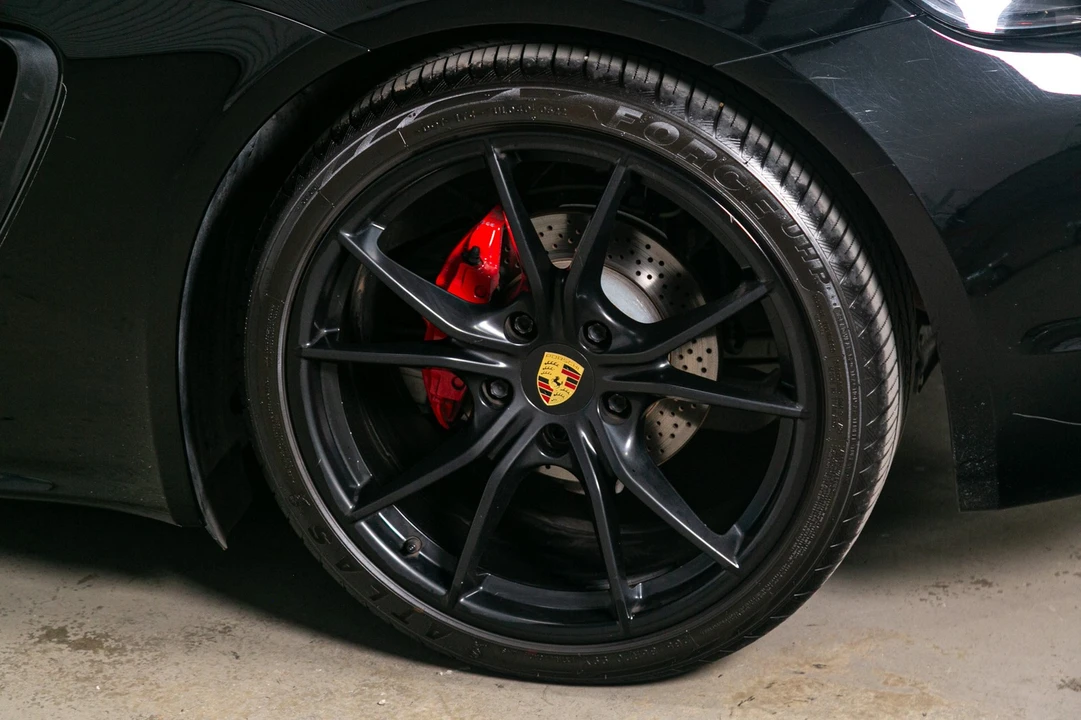2018 Porsche 718 Boxster - Image 16 of 21