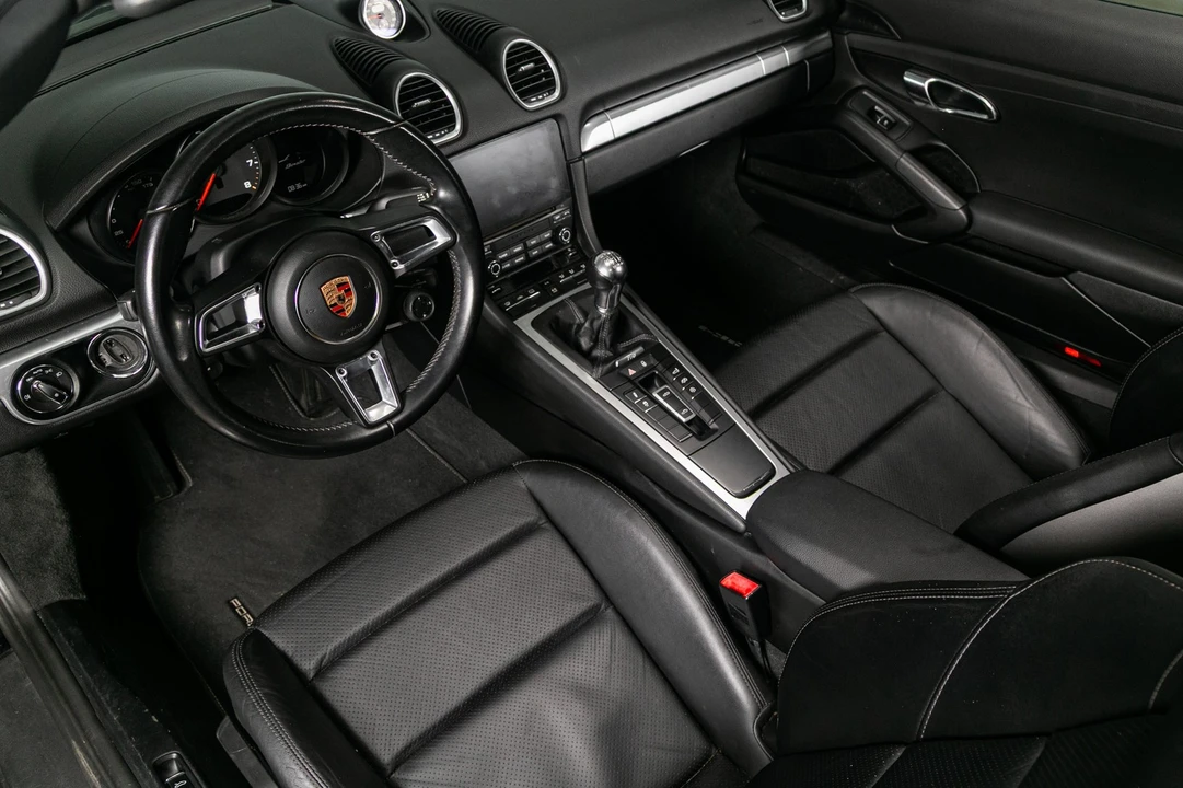 2018 Porsche 718 Boxster - Image 8 of 21