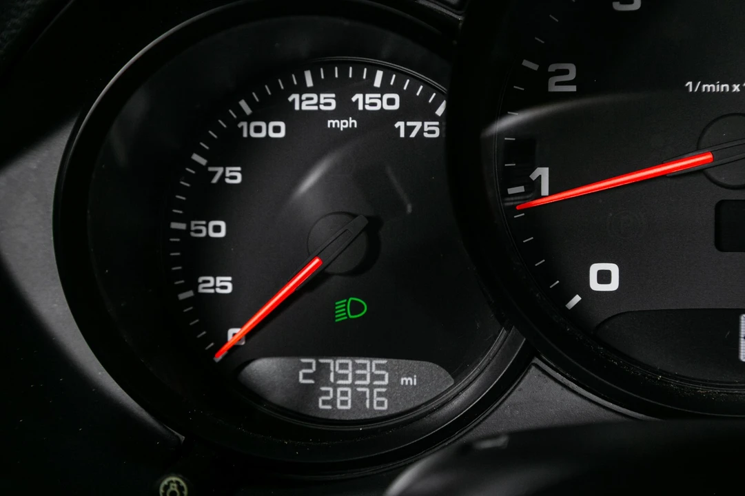 2018 Porsche 718 Boxster - Image 14 of 21