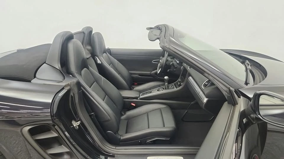 2018 Porsche 718 Boxster S - Image 19 of 20