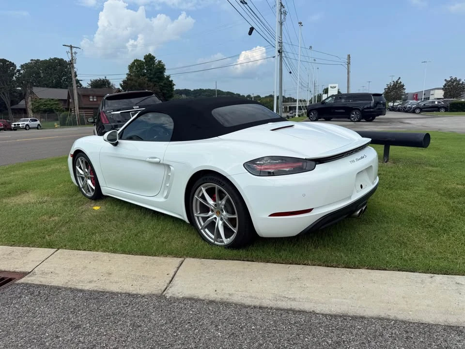 2018 Porsche 718 Boxster S - Image 4 of 5
