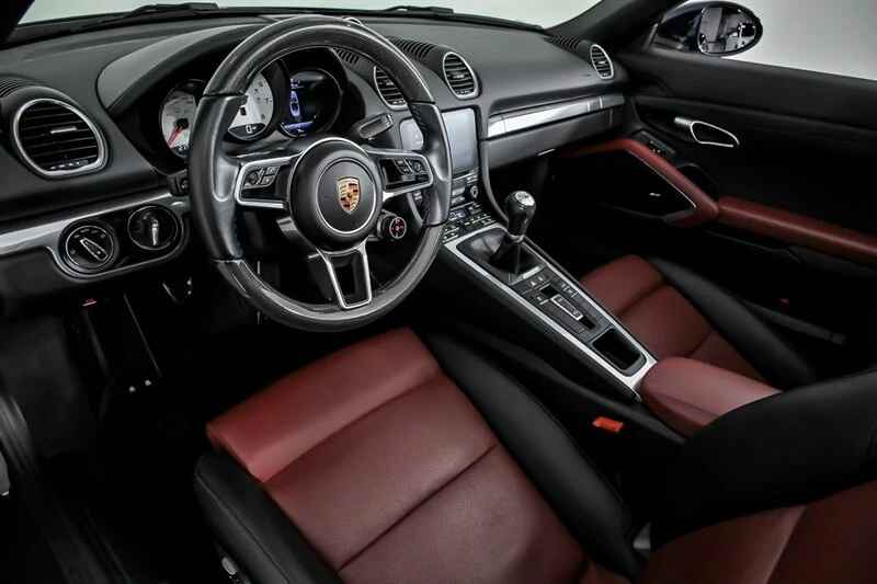 2018 Porsche 718 Boxster S - Image 15 of 31
