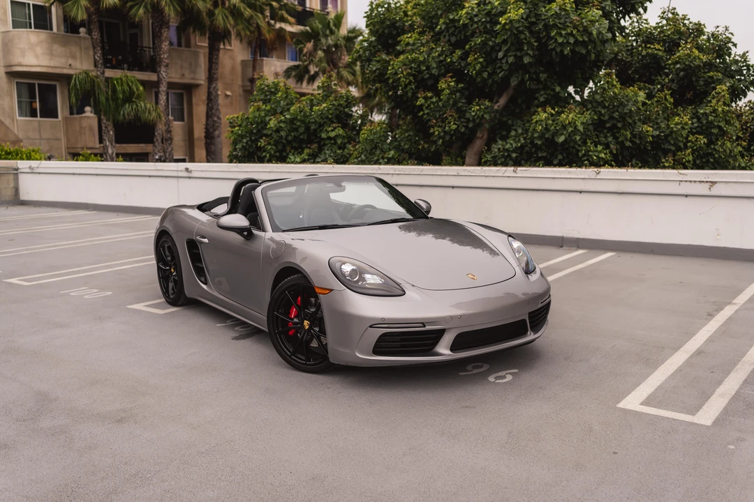 2018 Porsche 718 Boxster S - Image 12 of 31