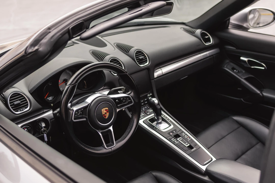 2018 Porsche 718 Boxster S - Image 29 of 31