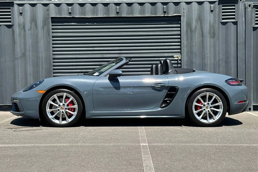 2018 Porsche 718 Boxster S - Image 2 of 5