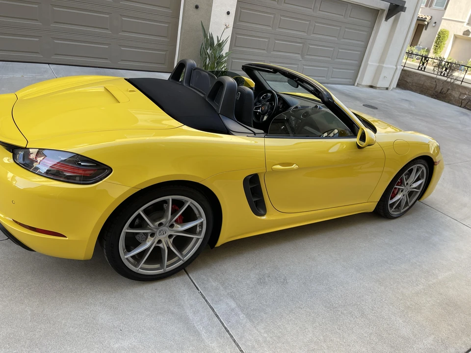 2018 Porsche 718 Boxster S - Image 16 of 31
