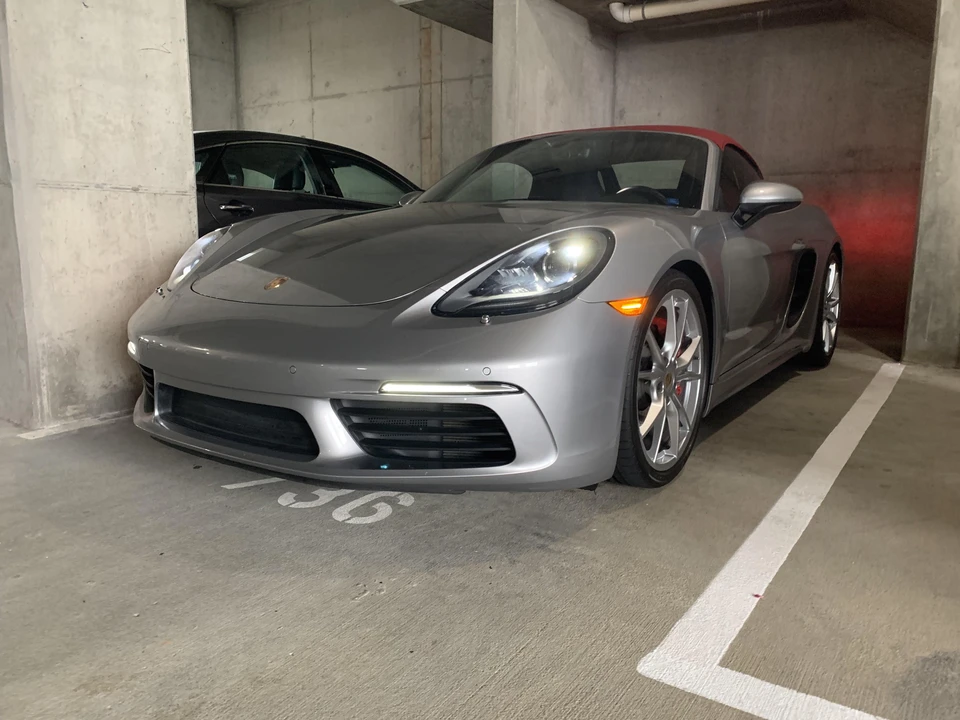 2018 Porsche 718 Boxster S - Image 11 of 31