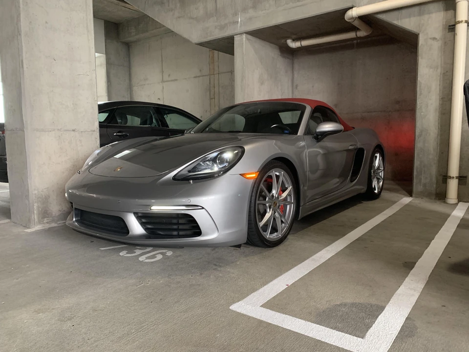 2018 Porsche 718 Boxster S - Image 10 of 31