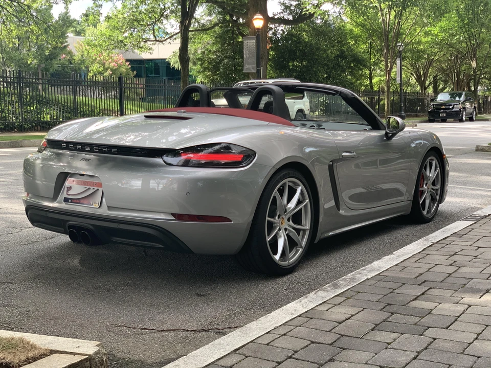 2018 Porsche 718 Boxster S - Image 17 of 31