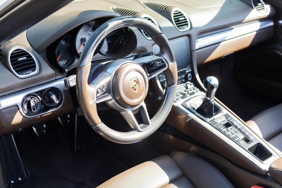 2018 Porsche 718 Boxster S - Image 22 of 31