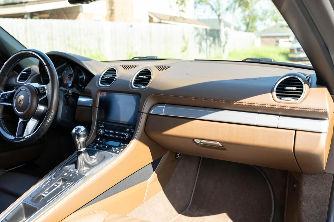 2018 Porsche 718 Boxster S - Image 24 of 31