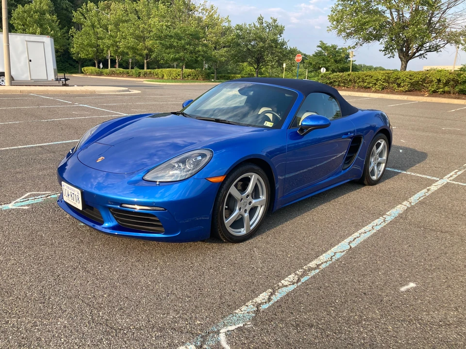 2018 Porsche 718 Boxster - Image 12 of 31