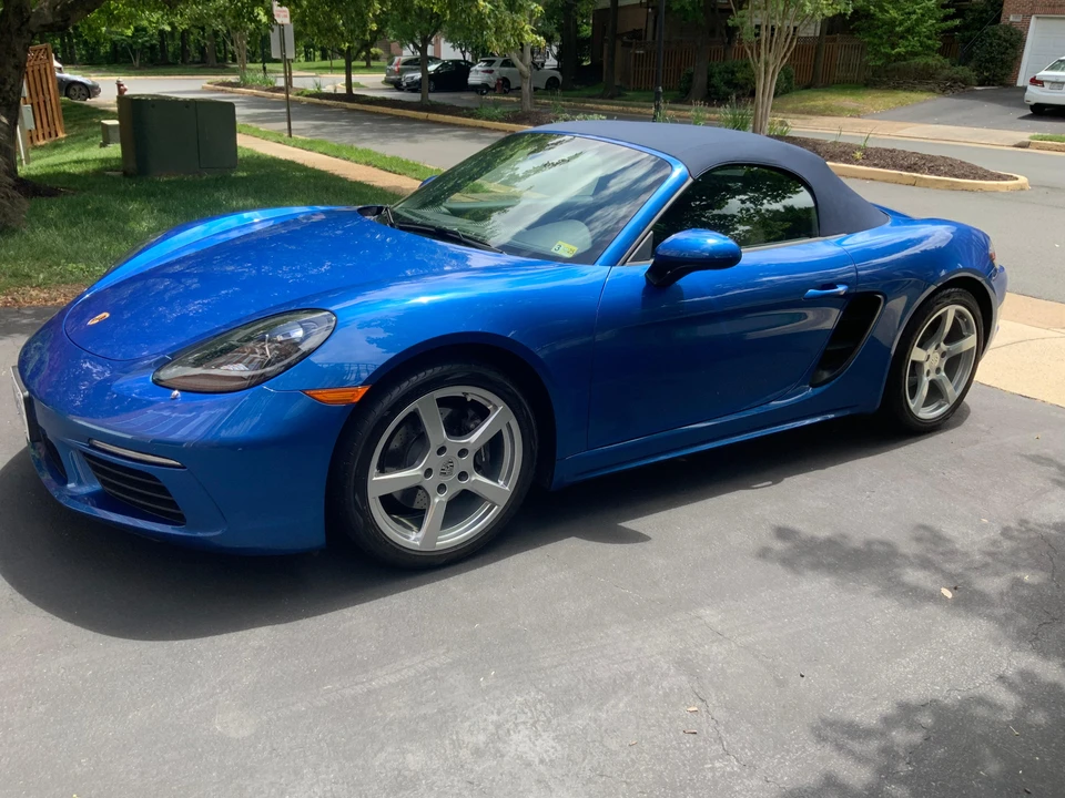 2018 Porsche 718 Boxster - Image 13 of 31