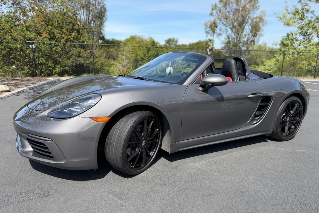 2018 Porsche 718 Boxster - Image 9 of 31