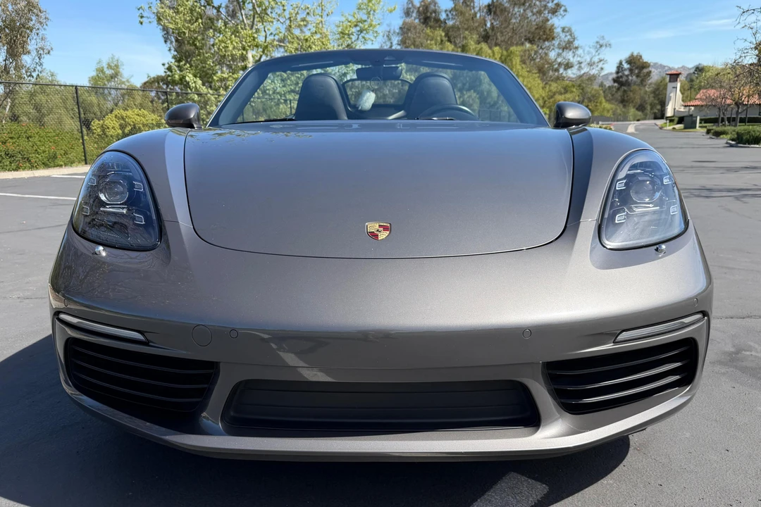2018 Porsche 718 Boxster - Image 2 of 31