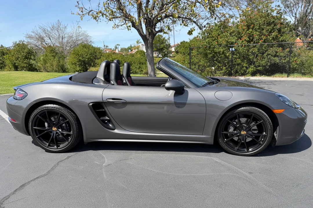 2018 Porsche 718 Boxster - Image 3 of 31