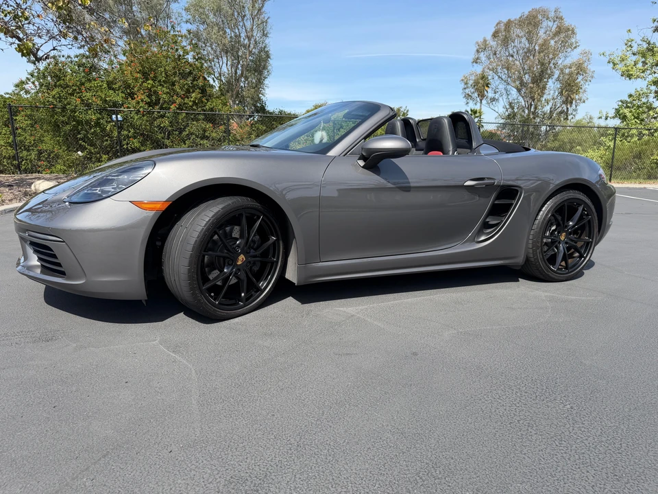 2018 Porsche 718 Boxster - Image 10 of 31